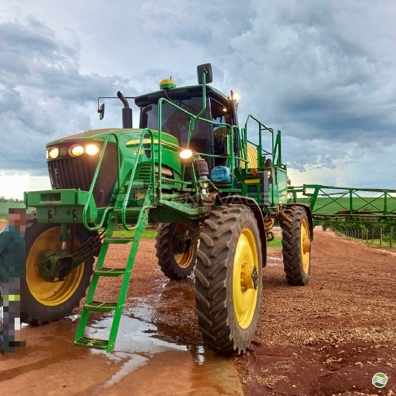PULVERIZADOR JOHN DEERE JOHN DEERE 4730 Tração 4x4 Agro Novaes Máquinas Agrícolas FERNANDOPOLIS SÃO PAULO SP